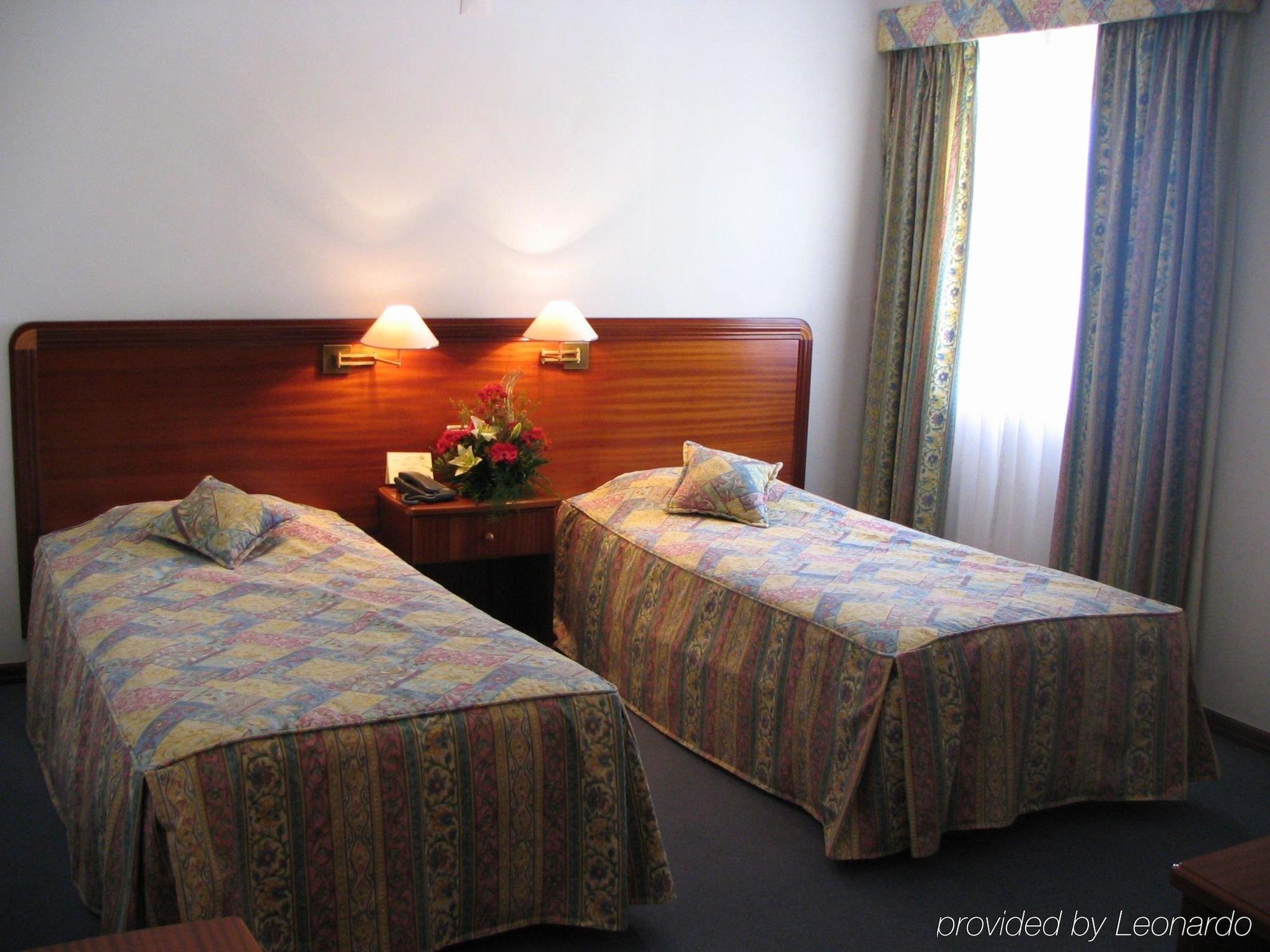 Hotel Comendador Bombarral Phòng bức ảnh