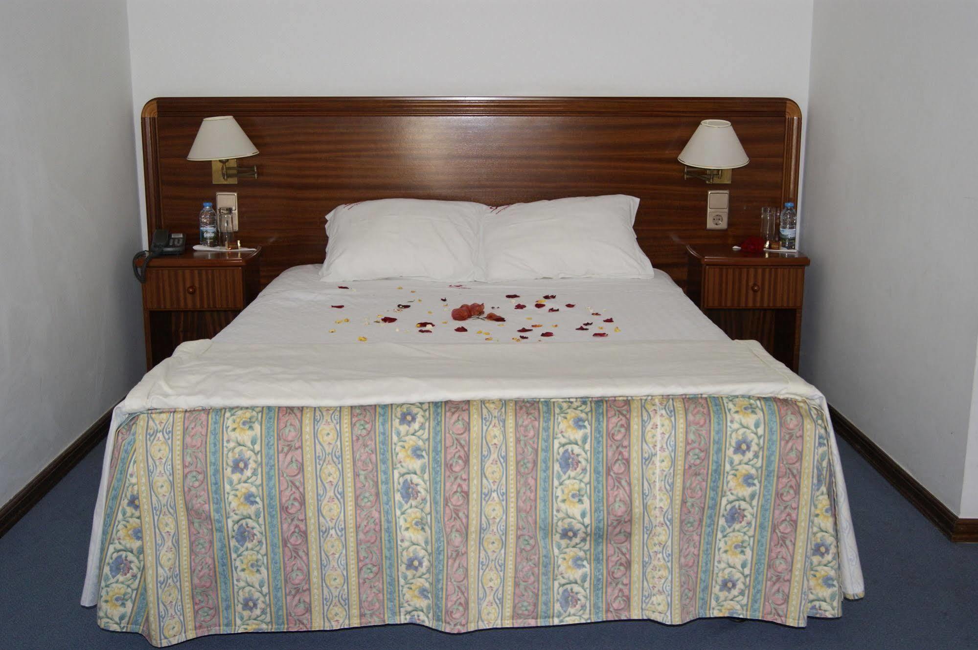 Hotel Comendador Bombarral Ngoại thất bức ảnh